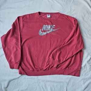 Nike Womans Pink Crewneck Sweatshirt